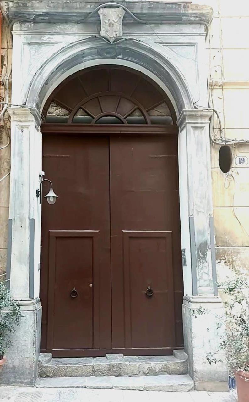 Casa Del Parlamento Leilighet Palermo Eksteriør bilde